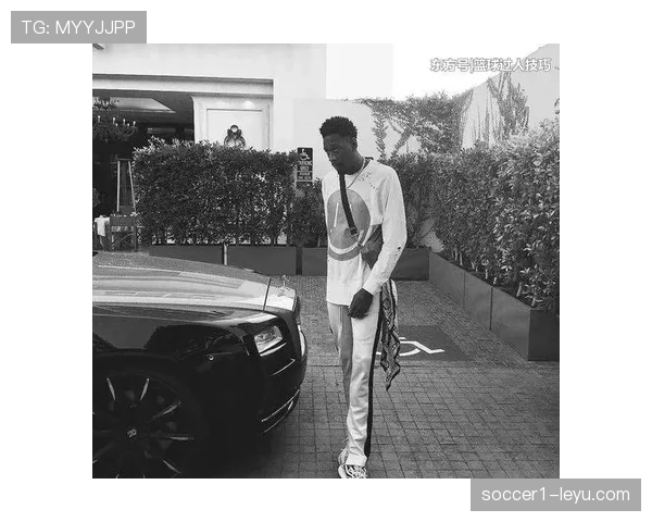 科比家那辆豪车阵容，连隔壁明星都看呆了